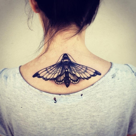 tatouage papillon réaliste