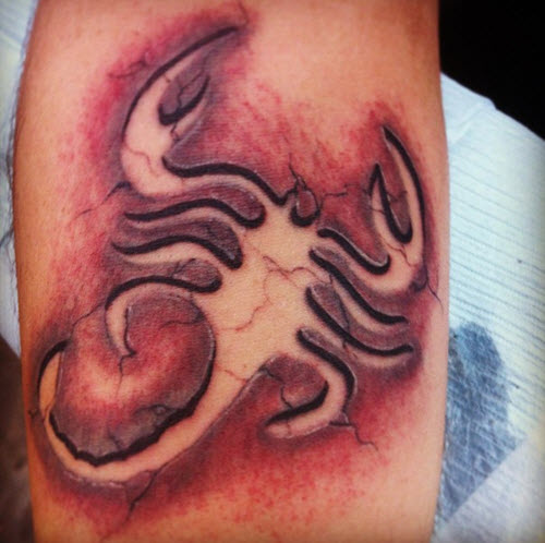 tatouage-scorpion-bras