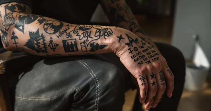 Les tatouages de Booba : signification et placement