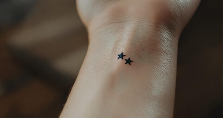 Tatouage étoile : petite, discrète et pleine de sens