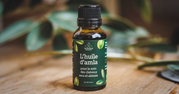 L’huile d’amla, pour le soin des cheveux secs et abîmés