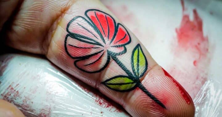 Tatouage doigt