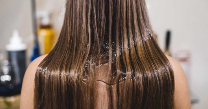 Mets de l’huile de ricin, dans tes cheveux !