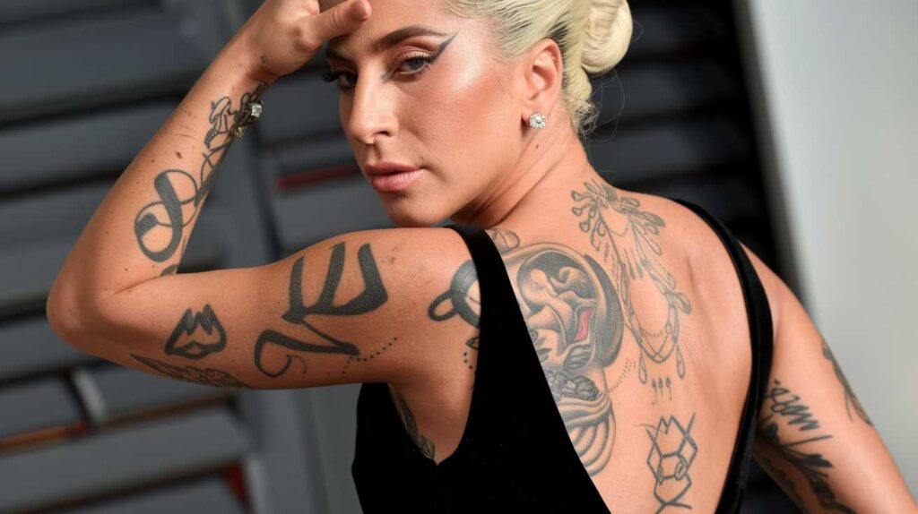 Lady Gaga : des tatouages aussi excentriques que symboliques