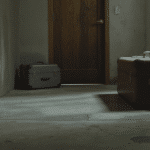 d&eacute;couvrez l'affaire troublante d'une m&egrave;re condamn&eacute;e pour l'assassinat de ses enfants, dont les corps ont &eacute;t&eacute; retrouv&eacute;s cach&eacute;s dans des valises. un drame familial qui a boulevers&eacute; l'opinion publique.