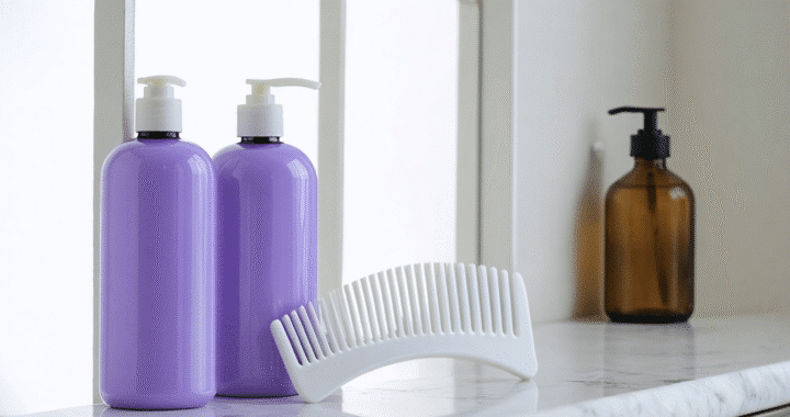 Effet de la Bétadine sur les cheveux blancs : ce que disent les professionnels