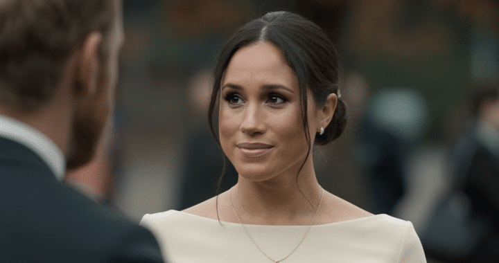 Le retour surprise de la robe emblématique de Meghan Markle : pourquoi suscite-t-elle autant de réactions ?