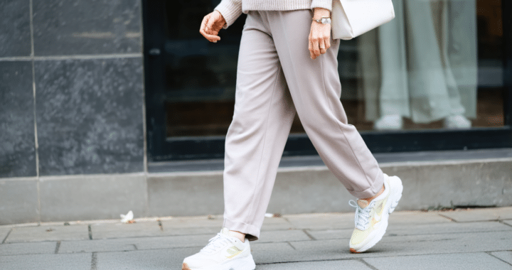 Les tendances mode à suivre en 2026 pour un style féminin décontracté