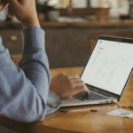 d&eacute;couvrez comment votre &eacute;pargne influence secr&egrave;tement votre empreinte carbone avec ma minute finance, pour investir de mani&egrave;re responsable et durable.