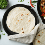 d&eacute;couvrez comment pr&eacute;parer des fajitas authentiques avec notre guide complet : recettes de galettes maison et garnitures mexicaines savoureuses pour un repas r&eacute;ussi.