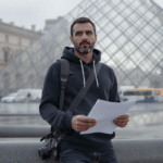d&eacute;couvrez le nouveau film captivant de romain gavras, une plong&eacute;e intense dans le casse du si&egrave;cle au c&oelig;ur du louvre.