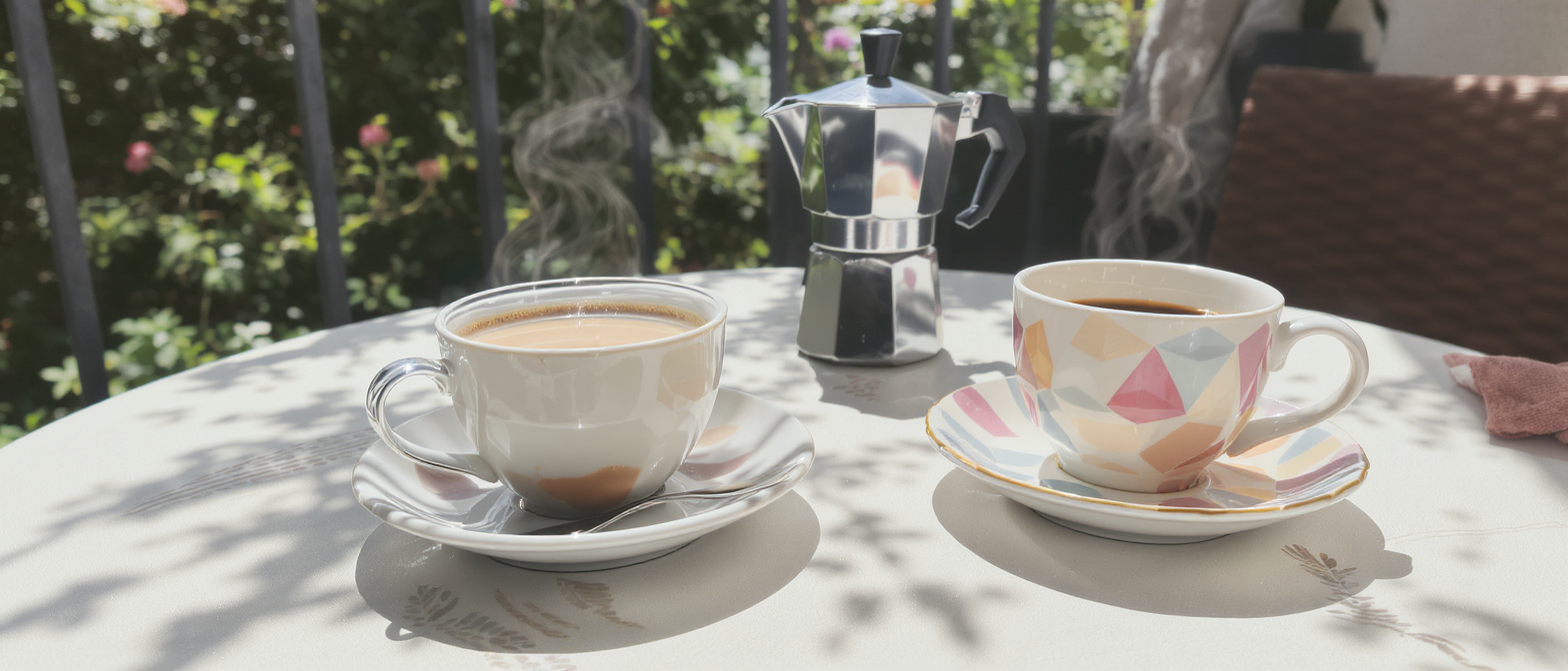 découvrez notre sélection de tasses estivales incontournables pour rendre vos pauses café encore plus agréables et stylées cet été.