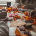 d&eacute;couvrez des d&eacute;corations d&rsquo;halloween faciles et amusantes &agrave; fabriquer en famille pour cr&eacute;er une ambiance effrayante avec vos enfants.